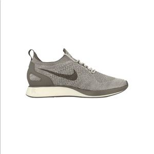 Men’s Nike Flyknit Mariah